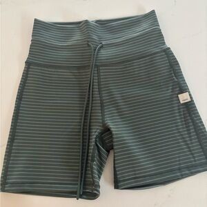 Vuori biker shorts